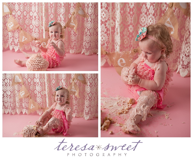 RI cake smash, cake smash photographer, RI newborn photographer, 1 yr photos