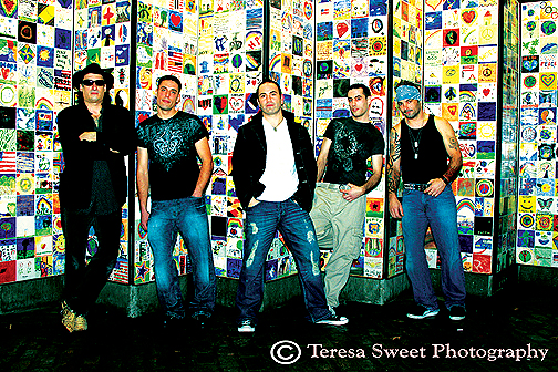 inside-out-001-cp-cmyk inside-out-001-cp-cmyk