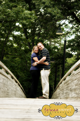 Lynn & Tim 070 (m sepia) Lynn & Tim 070 (m sepia)