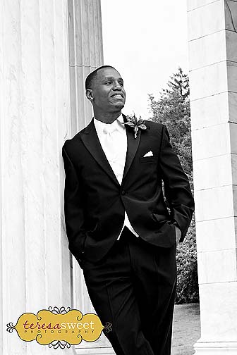 Tiffany & Dulf 168 (B&W)