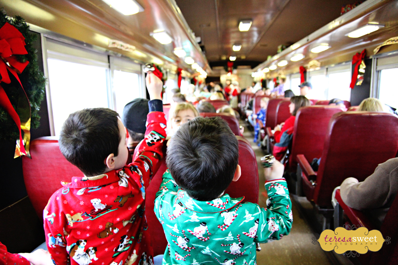 Singing & Ringing Jingle Bells